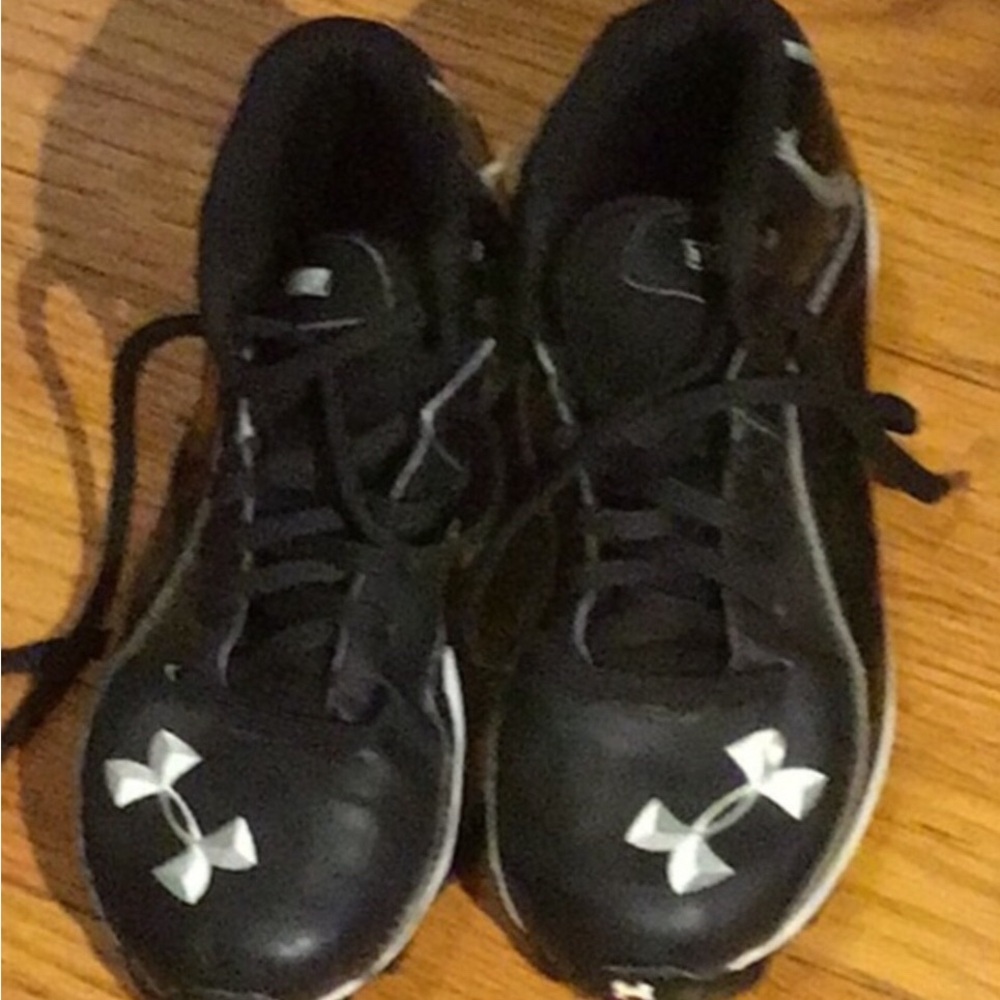 Under Armour Black Athletic Shoes